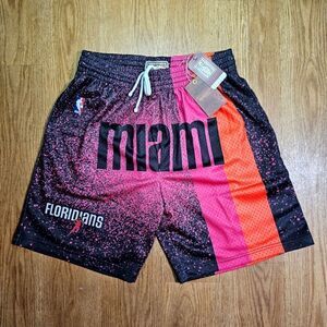 Mitchell & Ness Miami Floridians Heat Shorts Small Swingman Spray Black NBA HWC
